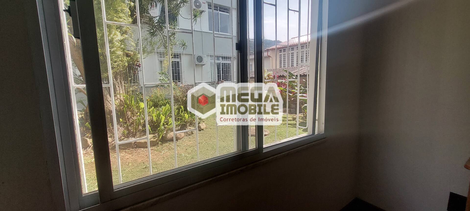 Apartamento à venda com 2 quartos, 55m² - Foto 16