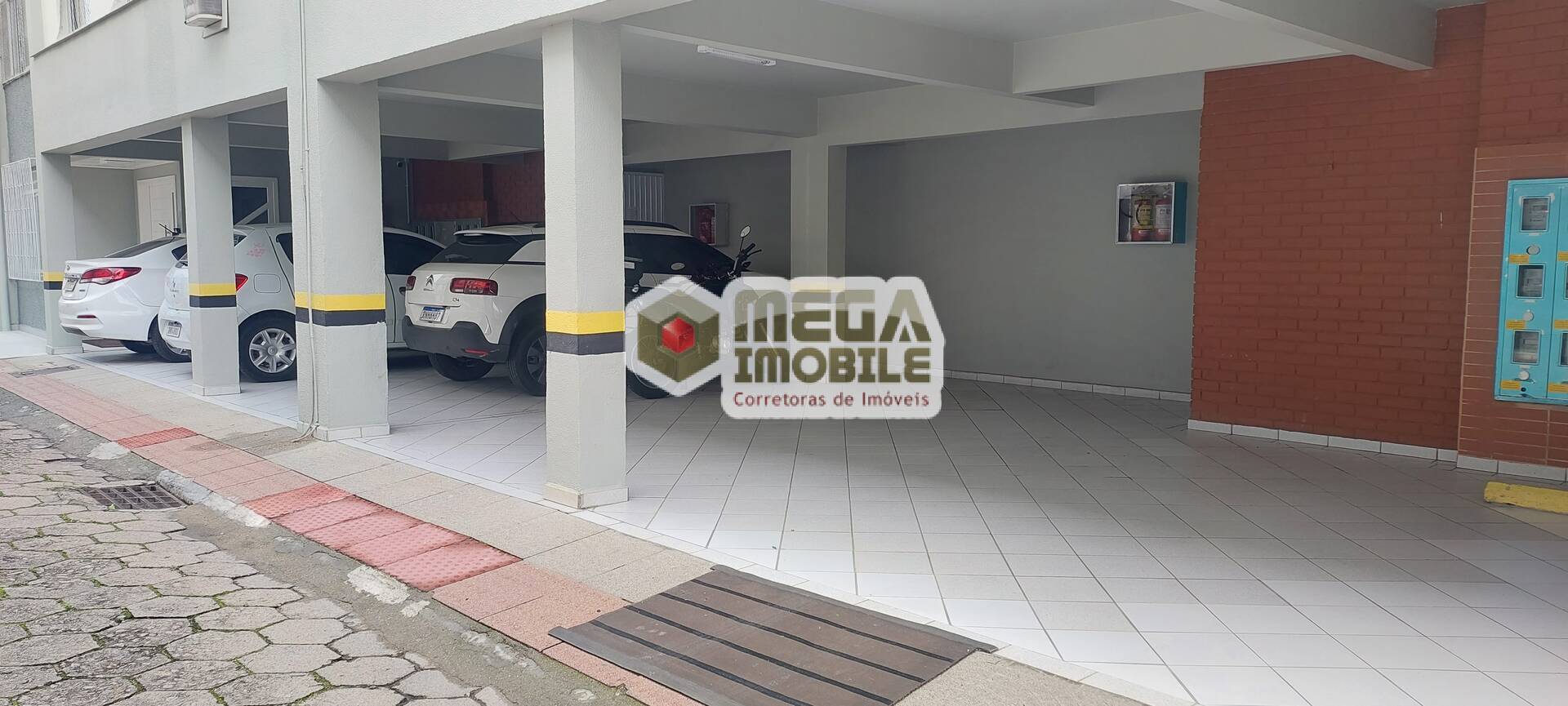 Apartamento à venda com 2 quartos, 55m² - Foto 35