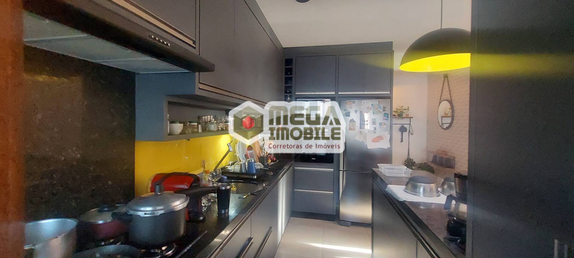 Apartamento à venda com 3 quartos, 80m² - Foto 3