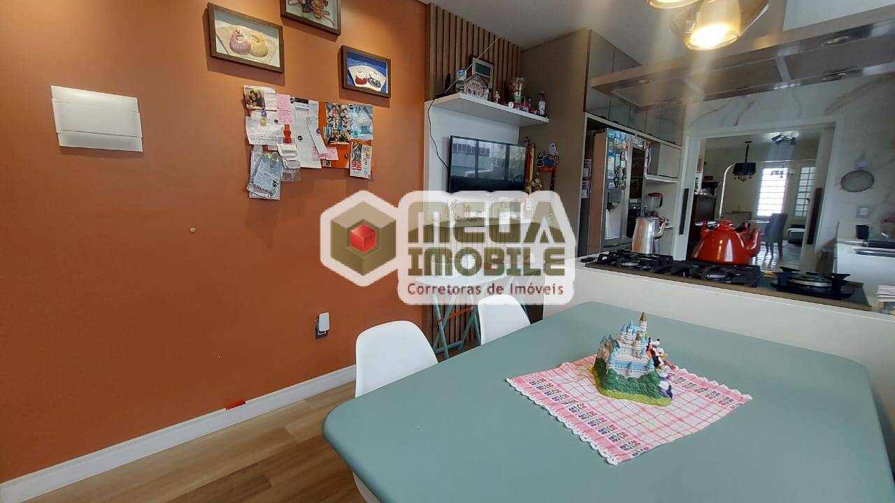 Casa, 4 quartos, 180 m² - Foto 7