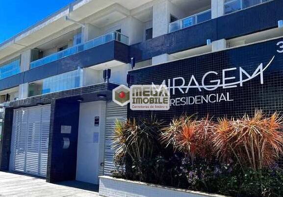 Apto com terraço, 2 dormitórios, área nobre dos Ingleses!