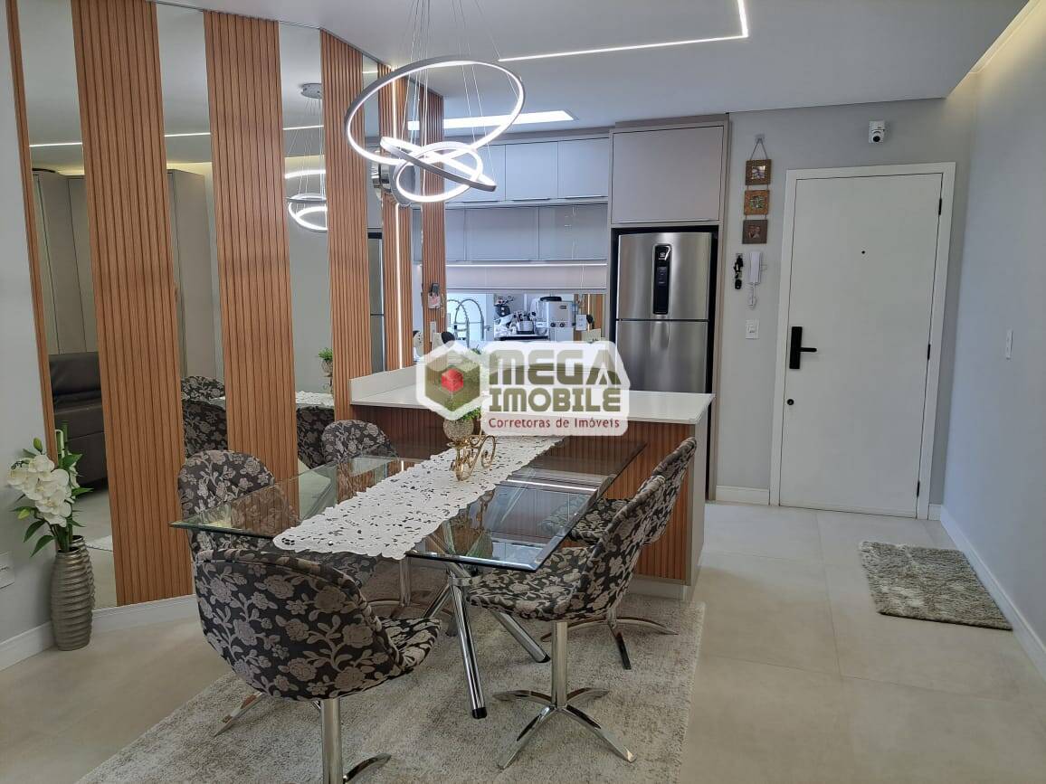Apartamento, 2 quartos, 74 m² - Foto 2