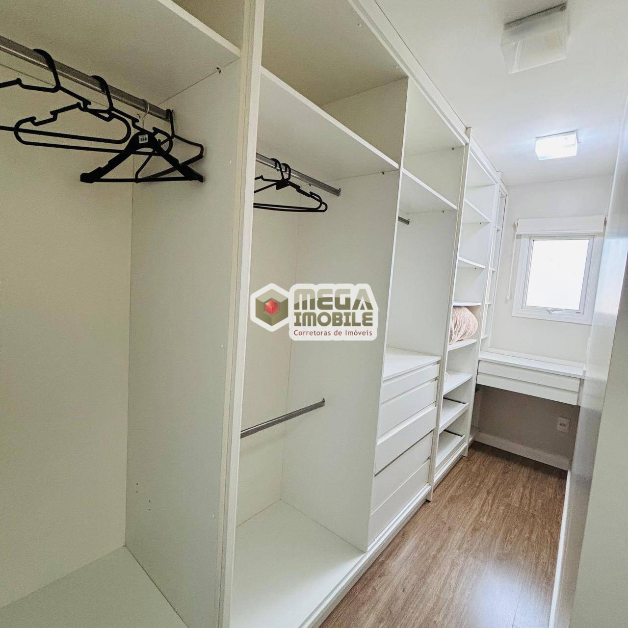 Casa, 3 quartos, 276 m² - Foto 22