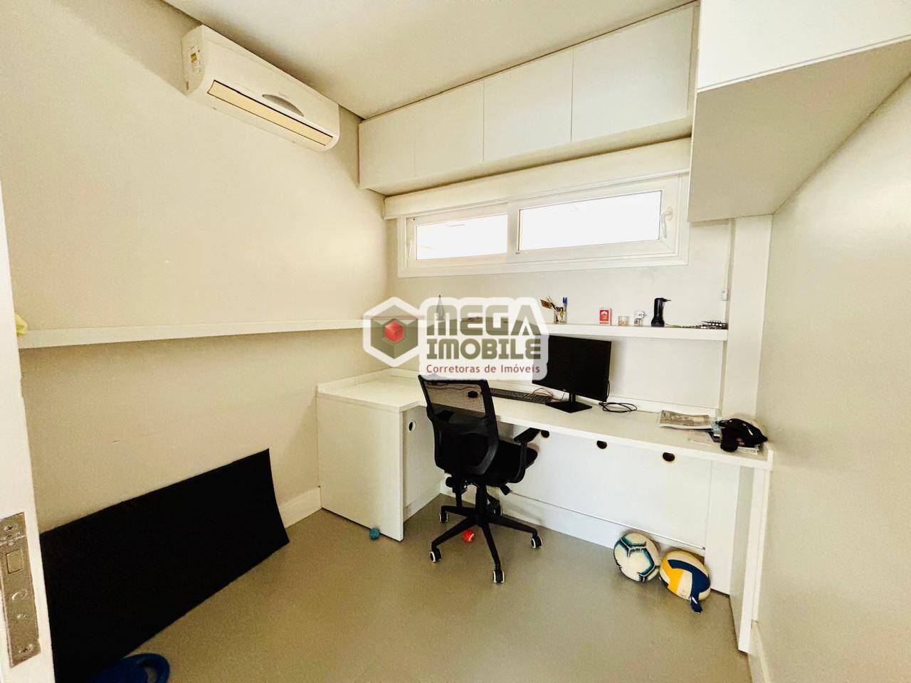 Casa, 3 quartos, 276 m² - Foto 24