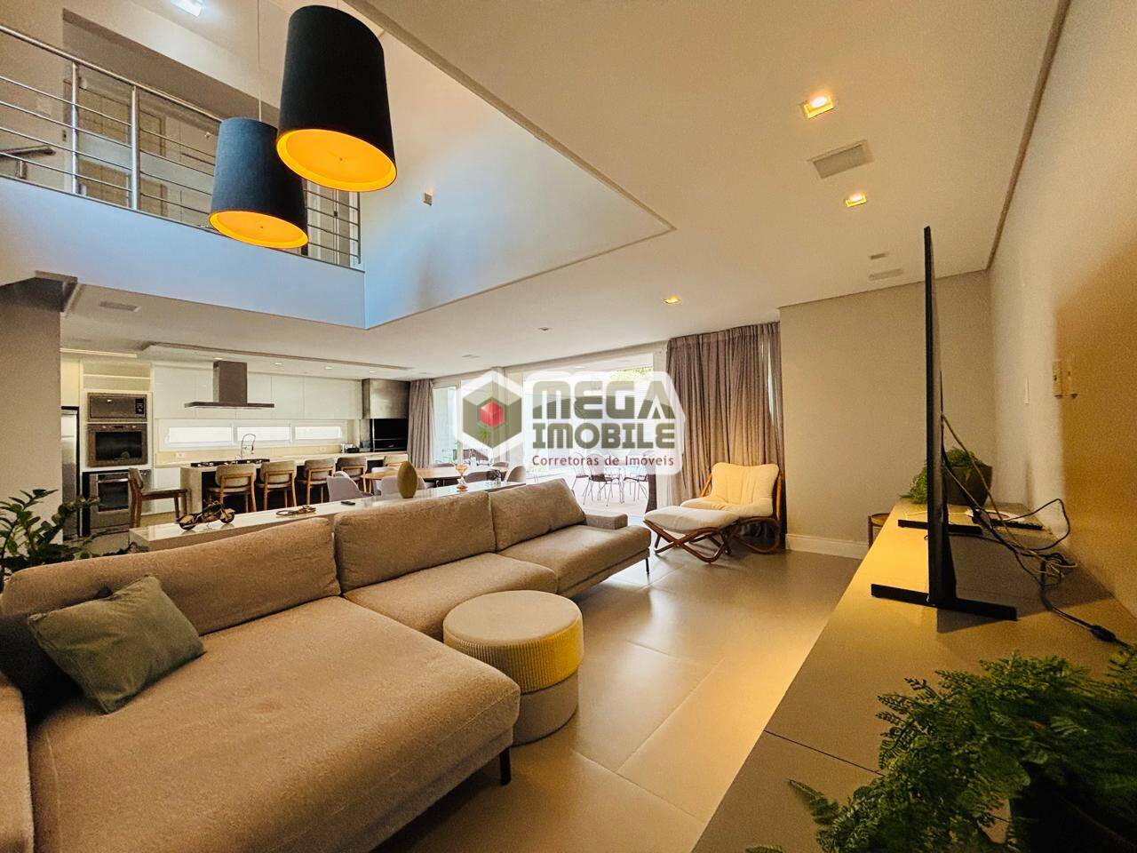 Casa, 3 quartos, 276 m² - Foto 2