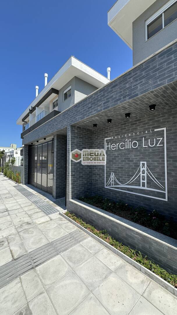 Apto próximo à Praia dos Ingleses!